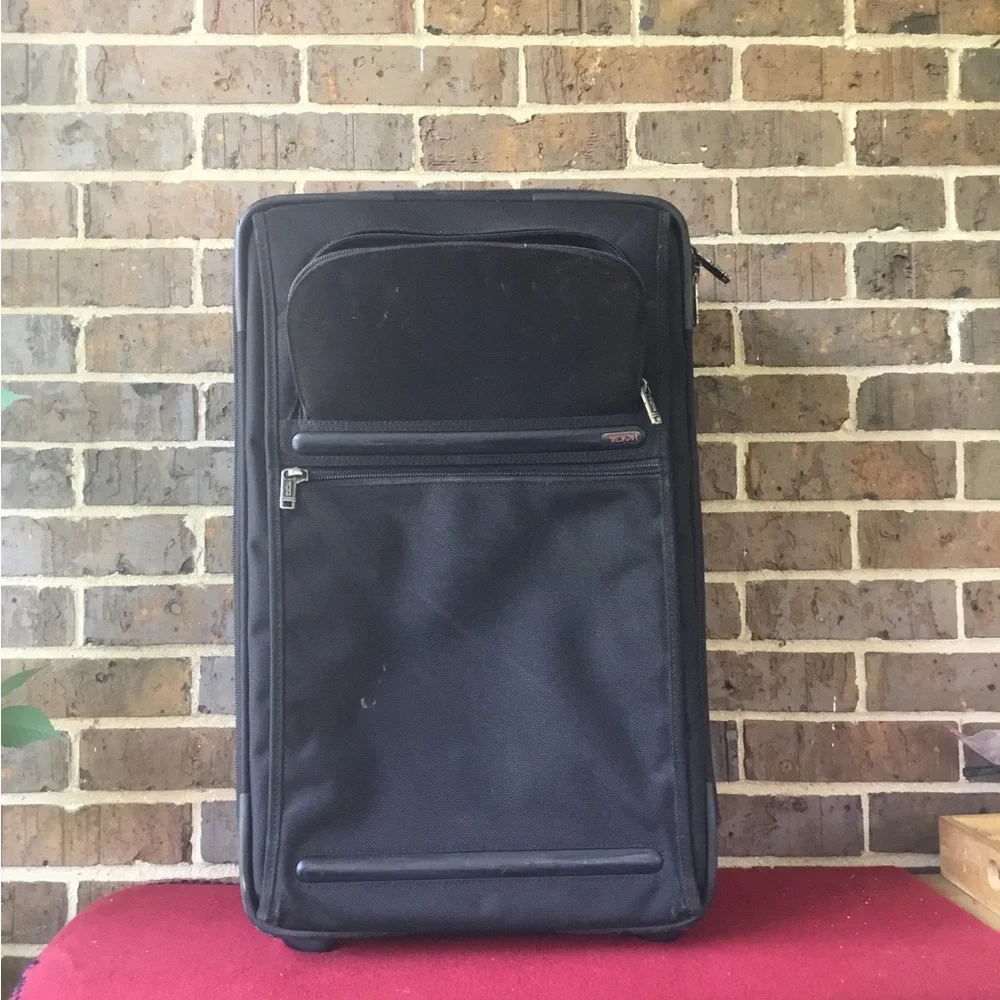 Tumi Black Men's Rolling Carry-On Travel Bag